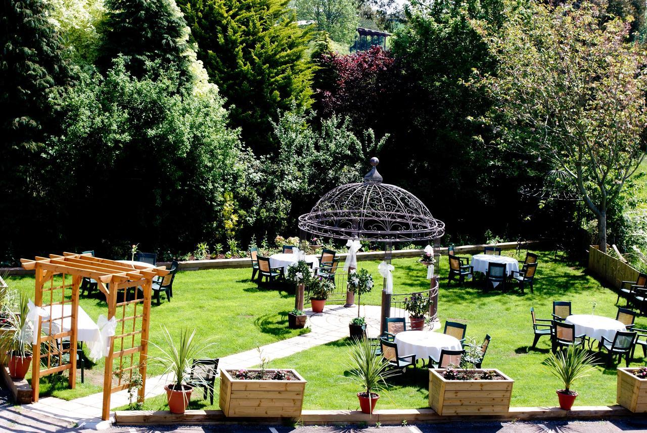 The Old Barn Inn Newport  Dış mekan fotoğraf