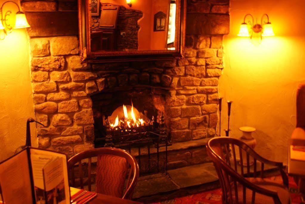 The Old Barn Inn Newport  Dış mekan fotoğraf